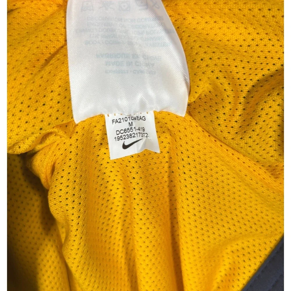 Nike West Virginia Mountaineers Jacket Mens M Full Zip Blue Embroidered On Field